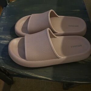 Bronax Soft Pink Slide Sandals